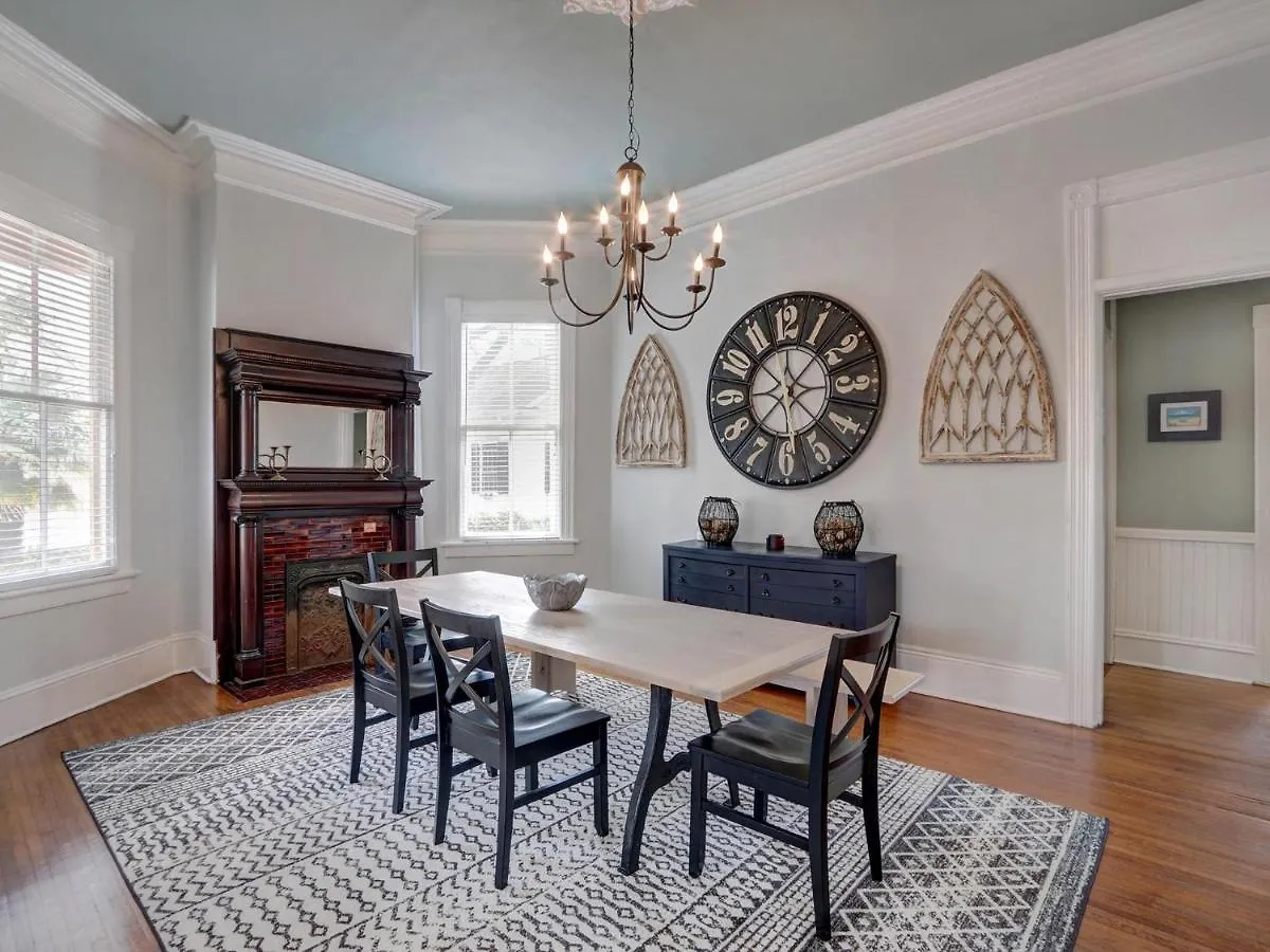 Parlor On Park Villa Savannah United States